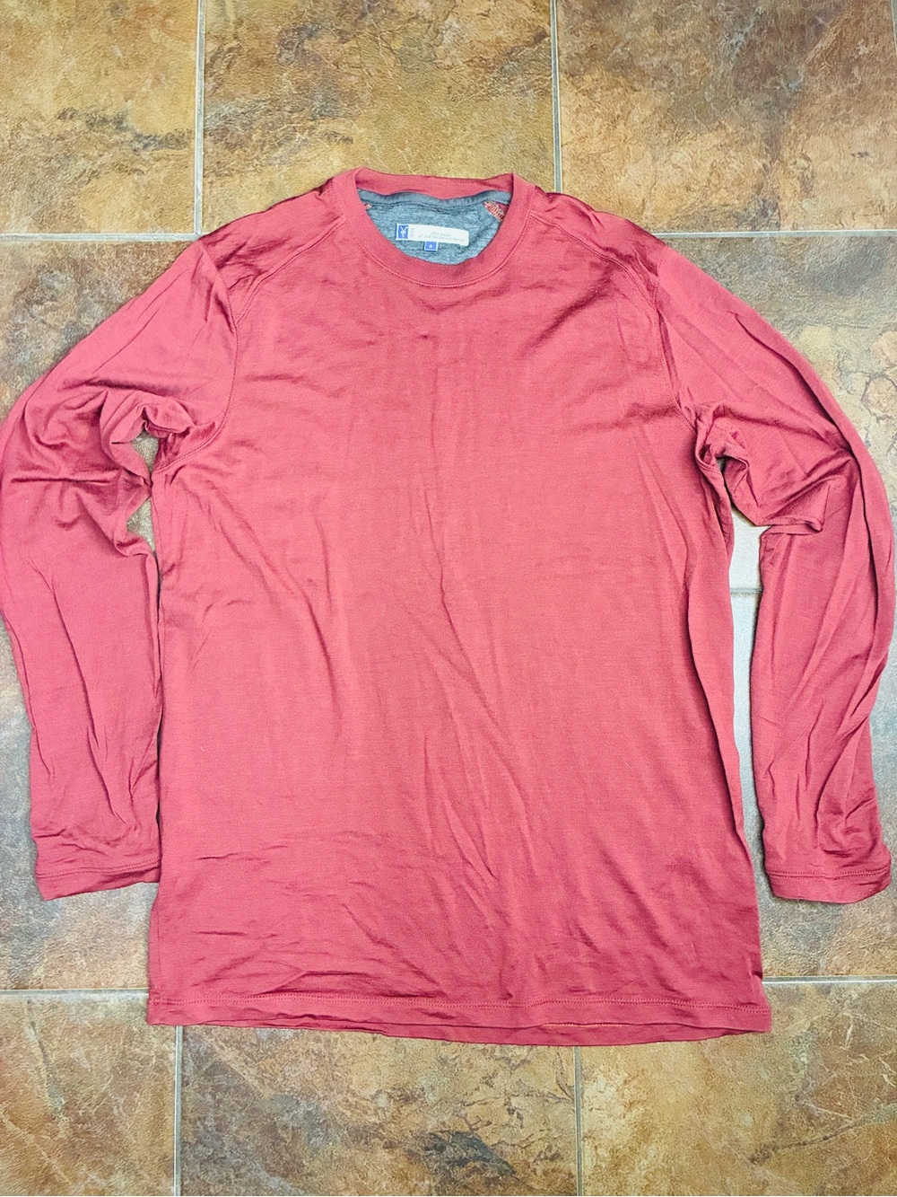 ibex Merino Men's Long-Sleeve Crew Neck Shirt - Coral
